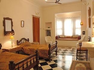 Hotel Pahuna Haveli 우다이푸르 외부 사진